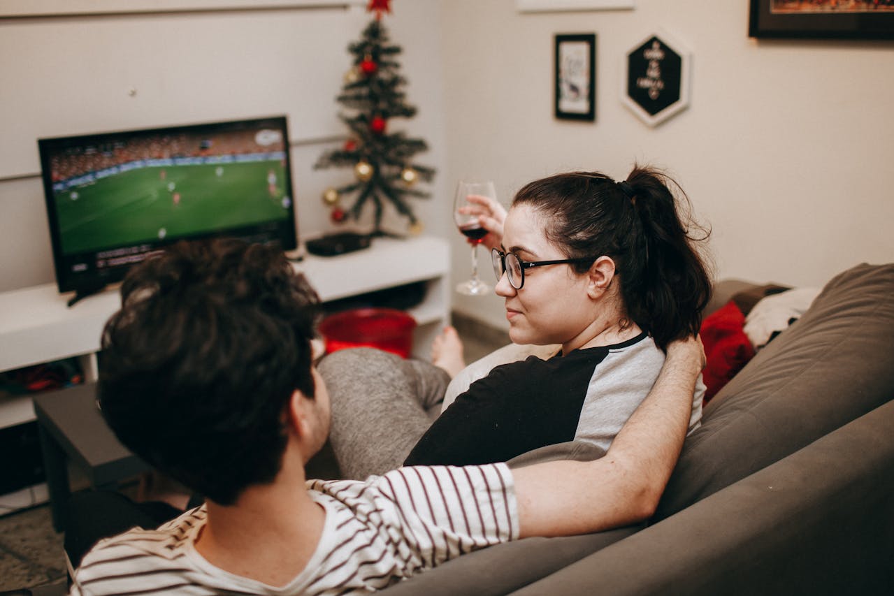 Telewizja kablowa – wygodny dostęp do kanałów i treści