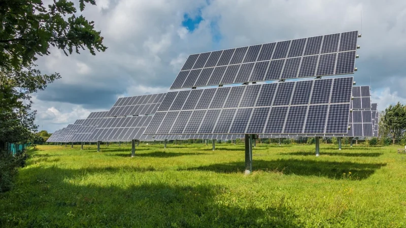 Jak działa piec elektrodowy i jego zastosowanie w instalacjach fotowoltaicznych z pompą ciepła